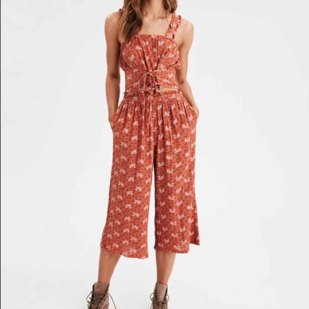 Crop top and culottes matching set